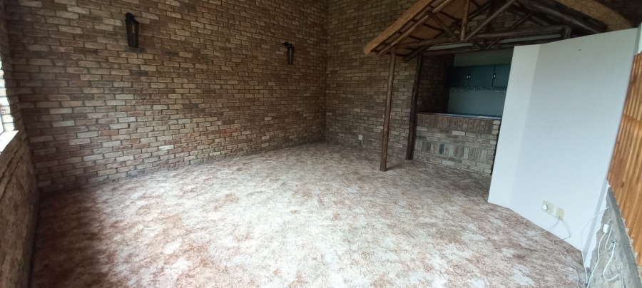 To Let 3 Bedroom Property for Rent in Panorama Free State